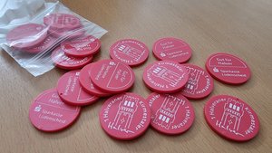 Rote Chips mit der Aufschrift Kirmestaler
