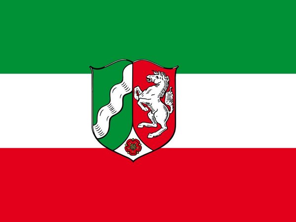 Flagge NRW grün weiß rot mit Landeswappen