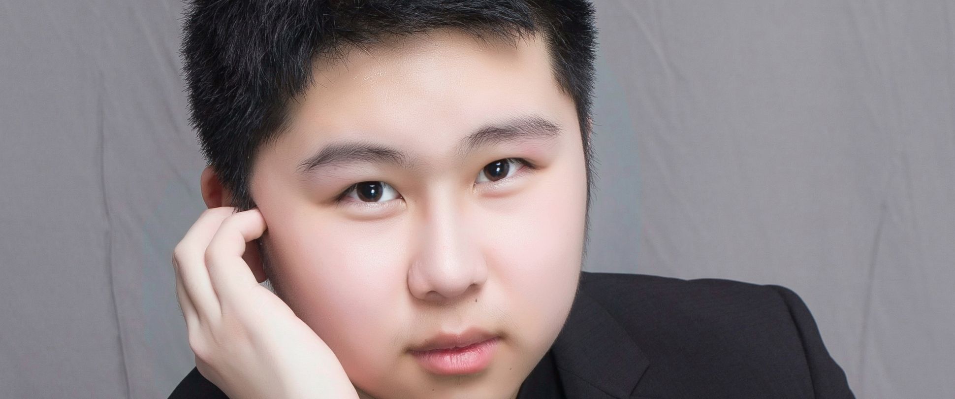 Asiatischer Mann